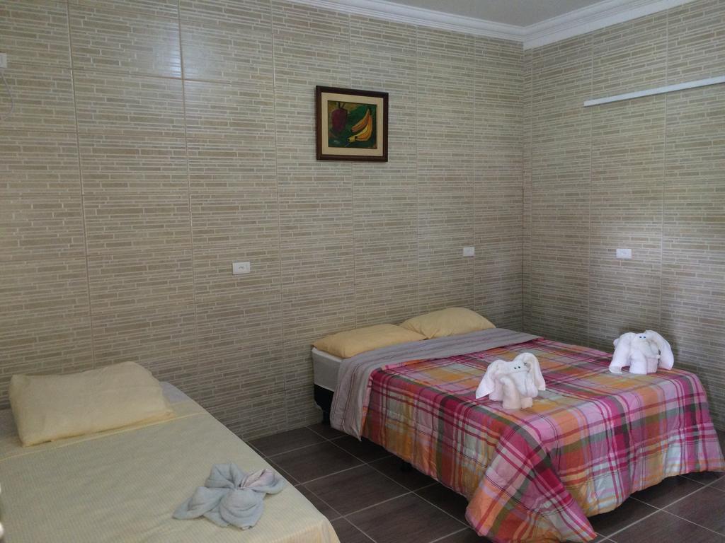 Guest house De Peroba 2*
